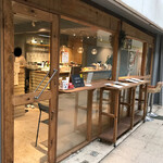 Kotobuki kicchin - ガラス張りの店舗