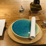 山地陽介 - テーブルセッティング