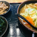 Yoshida no udon menzu fujisan - 天ぷらうどん 肉、ワカメトッピング