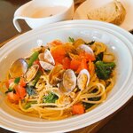 FARM CAFE orta - 自家農園産のつぼみ菜と活アサリのボンゴレ
