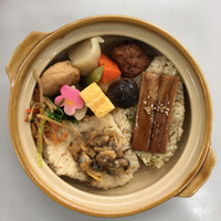 神田明神下 みやび 本店 - あー惜しい。
                    おんなじ配置にすればよかったです。
                    
                    