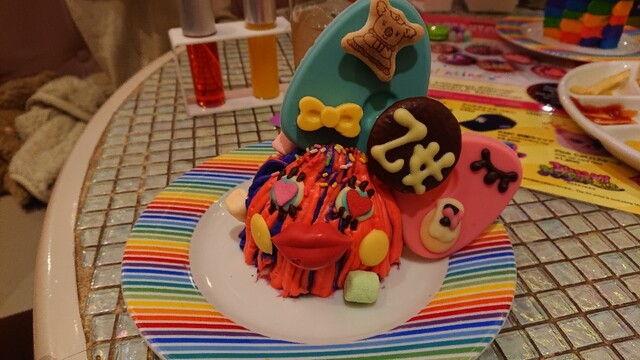 閉店 Kawaii Monster Cafe Harajuku カワイイ モンスター カフェ ハラジュク 明治神宮前 カフェ 食べログ