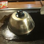 Fuwa Toro Okonomiyaki Tomonja No Mise Aoi Honten - 糸井さんちの餃子4ケ 500円