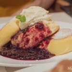 幸せのパンケーキ - ベリーのパンケーキ