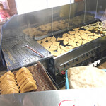 定義とうふ店 - 揚げ中。