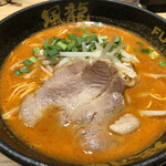 とんこつラーメン博多風龍 - 