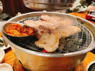 新大久保で昼も夜もサムギョプサル 人気店厳選10選 食べログまとめ 新大久保で昼も夜もサムギョプサル 人気店厳選10選 食べログまとめ