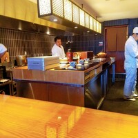 北新地 大嵓埜 - 美しいキッチン。 北新地 大嵓埜 - 美しいキッチン。