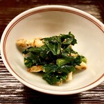 道人 - 小鉢〜辛子菜の辛子和えは、日本料理のグラニテのよう。