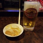 高砂家 - お通しと生ビール