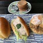 ロータスバゲット - サンド各種とロータス焼き