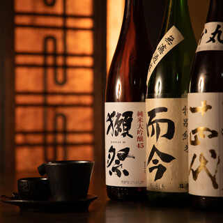 『全国各地の名酒24種の地酒が飲み放題』