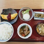 盛岡月が丘食堂 - 朝食セット（４００円）