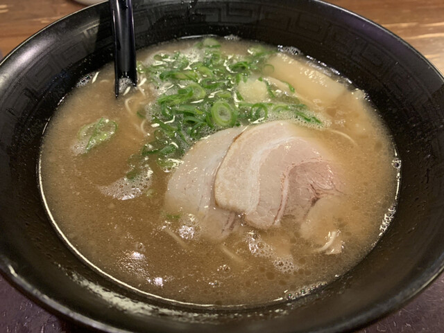 めん吉 筑紫口ビル店 めんきち 博多 ラーメン 食べログ めん吉 筑紫口ビル店 めんきち 博多 ラーメン 食べログ