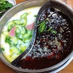 華隆餐館 - 辛くても味が深くておいしい！