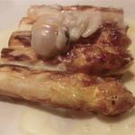 サルキッチン - 「フランス・ランド産ホワイトアスパラガスの温製　ハマグリのソース」（前菜）：すうっと透明感のある甘さにまどろむ。。