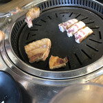 熟成肉専門店 ヨプの王豚塩焼 - 