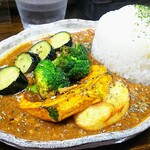 Su-Pu Kare Watanabe - 温泉卵と野菜の牛豚鶏キーマカレー900円