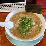 しぇからしか - ラーメン680円