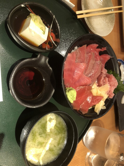 マグロ＆日本酒』by za−sai : まぐろ屋ゑびす 伊丹空港店 ()- 大阪