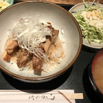 酒膳屋 moon - 朝鶏と長ネギの和風丼