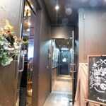 kawara CAFE＆DINING - 店舗入り口