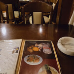 レストラン バイキング - 落ち着いた雰囲気