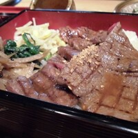 北新地 肉料理 名門 - 