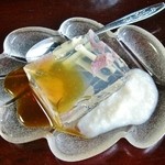 いろり　じねん - 「つみ草ゼリー」\200です