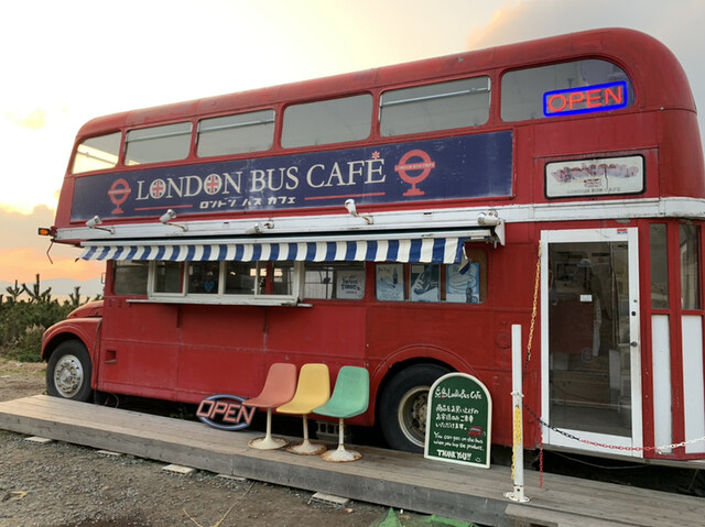 志摩サンセットロードの映えスポットカフェ By がーそー ロンドンバスカフェ London Bus Cafe 糸島市その他 カフェ 食べログ 志摩サンセットロードの映えスポットカフェ By がーそー ロンドンバスカフェ London Bus Cafe 糸島市その他 カフェ 食べログ