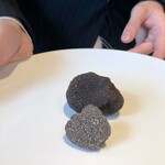 ウシマル - 黒トリュフ〜