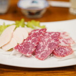 むつ五郎 - 馬刺し