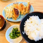 餃子センター - しそぎょうざ定食 1,300円