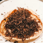 やまぐち - 松葉蟹、リンゴ、カリフラワーペーストのグラタン風、黒トリュフ