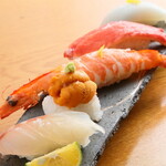 Shio Nigiri To Duke Ikura Sushi Chou Haru - 寿司