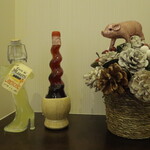 Cosmologia - 店内の飾り