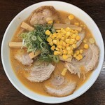 藤味亭 - ・味噌チャーシューめん1080円
      ・大盛り 100円