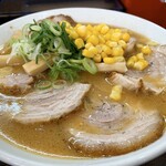 藤味亭 - ・味噌チャーシューめん1080円
      ・大盛り 100円