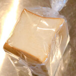 Bake Okajima - 食用麵包1斤。