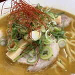 藤味亭 - ・カレーらーめん800円
      ・大盛り 100円