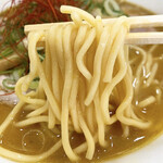 藤味亭 - ・カレーらーめん800円
      ・大盛り 100円