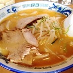 宇宙軒ラーメン - みそラーメン