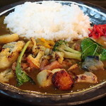 Youshukambajena - チキンと野菜のカレーライス ～じゃがいも入り～（サラダ・ドリンク付）※メニュー表記のまま