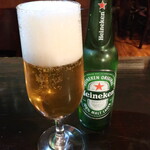 洋酒館 バジェナ - Heineken