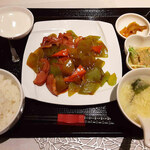 御膳房 - 「鴨肉と季節野菜の炒め」（1,000円税込）