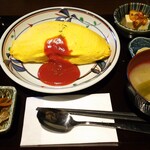 八ぶんめ - オムライス定食。