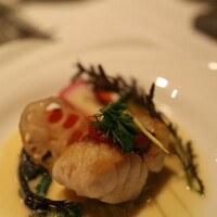 ペルゴーラ - スズキのポアレ