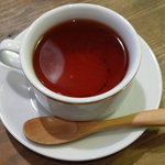 フエ° - 紅茶（セットのもの、2012年3月）