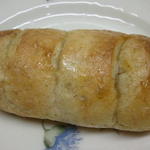 Panetteria Kawamura - オリーブとアンチョビのパン　110円