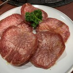 焼肉市場 明月館 - 上タン